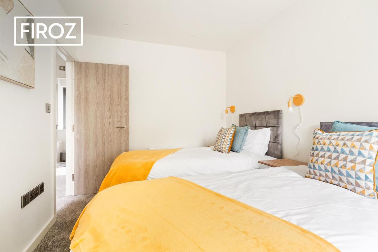 ليدز Spacious 4 Bedroom 3 Bath House For Families & Contractors With Free Parking, Fast Wi-Fi & Netflix By Firoz Property Management المظهر الخارجي الصورة
